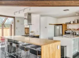 Blue Heron - Modern Chef Kitchen, Hot Tub near Beach