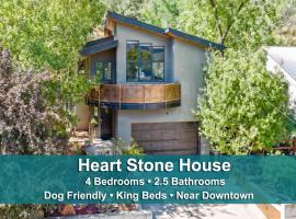 Walk to Animas River and Mountain Trail, hotel i Durango