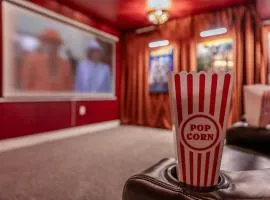 Movie Theater and Mini Golf with 2 King Beds
