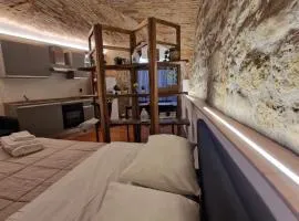 AM17 - The ancient cave