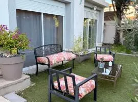 Appartement familial 4 personnes avec piscine & parking