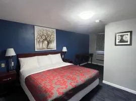 Chaplin Inn & Suites