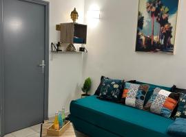 Le Voyage est le Rêve de MARY La Baie Tartane, hotel in Tartane