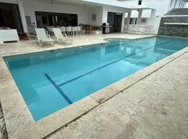 5 Bedroom Villa With Two Kitchens