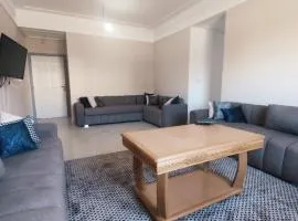Bright & Calm Apartment in Riad Toulal