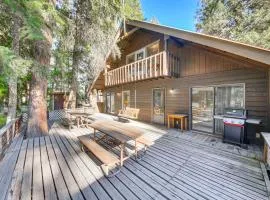 1 Mi to Dtwn Libby Peaceful Home with Creek Access!
