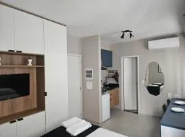 Apartamento 1 Completo com Piscina e Academia ao lado da USP