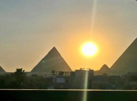 Fitness with Pyramids View, spa hotel in Cairo