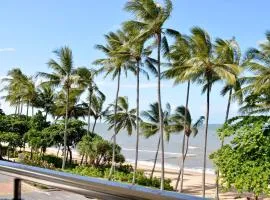 Beachfront 3-Bed with Pool & Stunning Ocean Views