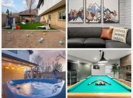 Sleeps 18 Hot Tub Pool Table Fire Pit Arcade Game