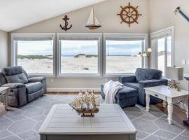 Ocean Front 2BR, 2BA Home! - A Shore Thing!, hotel din Waldport