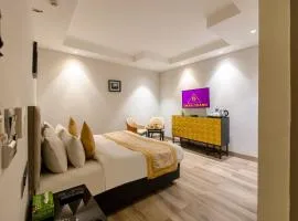 Okas Grand Luxury Collection Hotel Near Crowne Plaza New Delhi Okhla By IHG