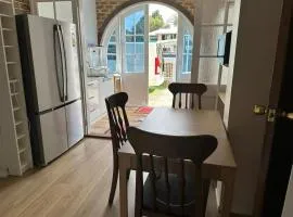 Mains Rd 3人大房只和一个房间合用卫浴M5