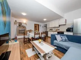 Apartments Scerbe Gordana & Miljenko Rab - Three Bedroom Apartment with Terrace 2