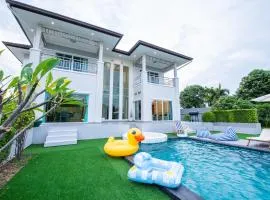 Tidal Coast Villa Pattaya