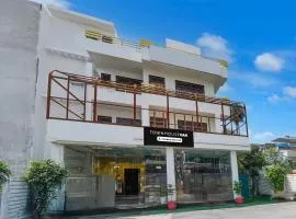 Super Townhouse Oak Civil Lines Prayagraj Formerly The Grand Palace