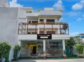Super Townhouse Oak Civil Lines Prayagraj Formerly The Grand Palace