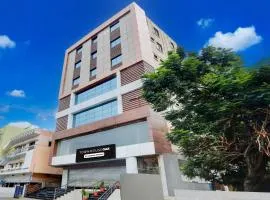 Super Townhouse Oak Public Garden Hanamkonda Formerly Vishnu Grand