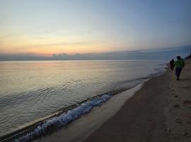 bira pata glamping, khu glamping ở Marang