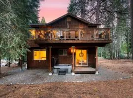 Cozy Tahoe Retreat w Hot Tub Movie Room Forest Views 10th ave 2 by AvantStay