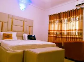 Lincolyn royale hotel calabar