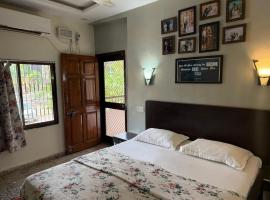 Sunset view homes, hotel i Ābu