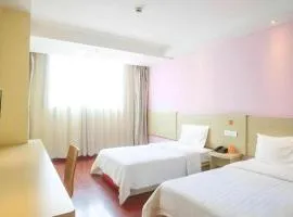 7 Days Inn Tianjin Binhai New District Yujiabao Metro Station