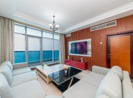 Spacious 3BR Seaview Duplex Perfect for Families, hotel em Ajman