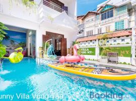 Villa Hồ Bơi Vũng Tàu Gần Biển - Sunny Villa 109, cottage in Vung Tau