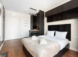 Okęcie Studios Nowy Służewiec 21 by SuperApart - next to Chopina airport
