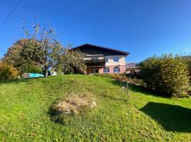 Gite 4 pers Le Tholy avec piscine privée, hotel in Le Tholy