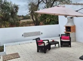 Casa da Fonte / Fountain House