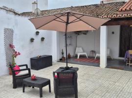 Casa da Fonte / Fountain House