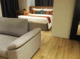 Novel Hotel Manila