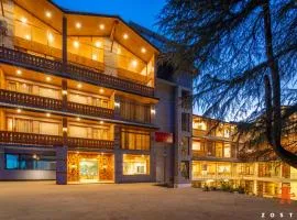 Zostel Kasol, Main Market