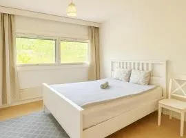 Bright Cozy Private Rooms 3min to Metro