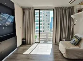 168 Rajdamri Apartment near Central World