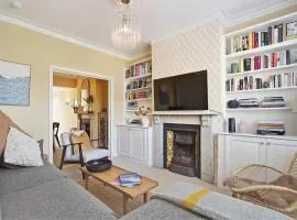 Relaxing Central Windsor Getaway for Families