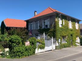 Cookie home, h&ocirc;tel avec piscine &agrave; Dolomieux
