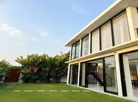 Luxury 3BR Villa Noeul With Private Pool 5min To Seminyak Beach