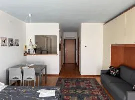 OTB Italia 1 - Luminoso appartamento tra Venezia e Treviso con Terrazza e Posto auto Coperto