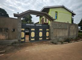 Sasana Motel and Guest House, hotel con estacionamiento en Bungoma