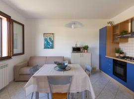 Appartamento ElbaBlu by ElbaSummer Tour Operator, hotel em Lacona