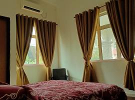 Homestay Annur Barakah, hotel in Kampung Raja