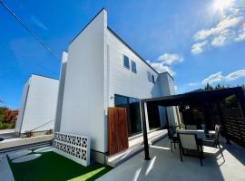 Lohas Resort 芥屋A, ξενοδοχείο σε Itoshima