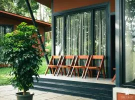 Tree Valley Resort Wayanad
