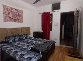 Happy Shiva Cefe & Homestay