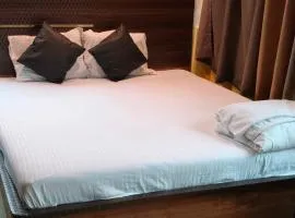 Hotel airport stay heavens