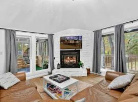 Resort Amenities Fire Pit Deck Grill & More