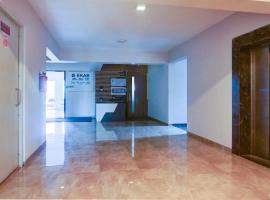 Hotel O EKAB Hospitality, hotel v destinaci Mundhwa